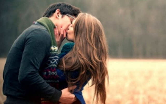 Κάνε τον να σε ερωτευτεί! Οι 7 πιο ρομαντικές στάσεις που θα διαβάσεις ποτέ