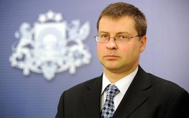 Ντομπρόφσκις: Το μόνο σενάριο που εξετάζεται είναι η επέκταση του προγράμματος