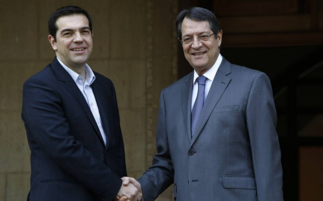 Αναστασιάδης: Επικοινωνία με Τσίπρα και παρέμβαση σε Γιούνκερ