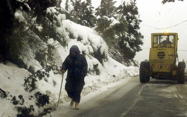 Καιρός: Χιονίζει και στην Κρήτη