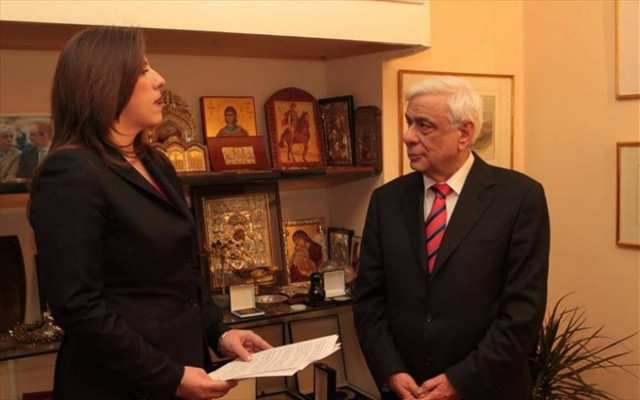 Παυλόπουλος: Μέγιστο χρέος απέναντι στον πολίτη και στο Σύνταγμα (videos)