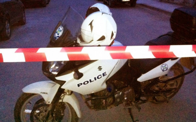 Κρήτη: Έσπασαν τη βιτρίνα και πήραν όλα τα κοσμήματα