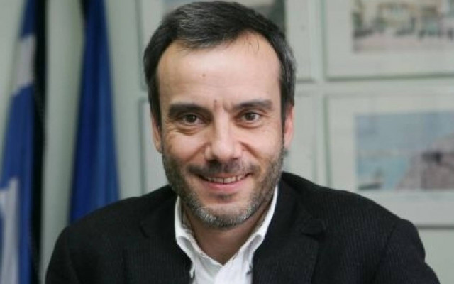 Αντιδράσεις από την αντιπολίτευση για την παραίτηση του Κ. Ζέρβα