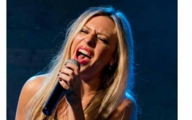 Ladies sing the jazz, με την Ντέπη Σακελλαρίου στο Half Note