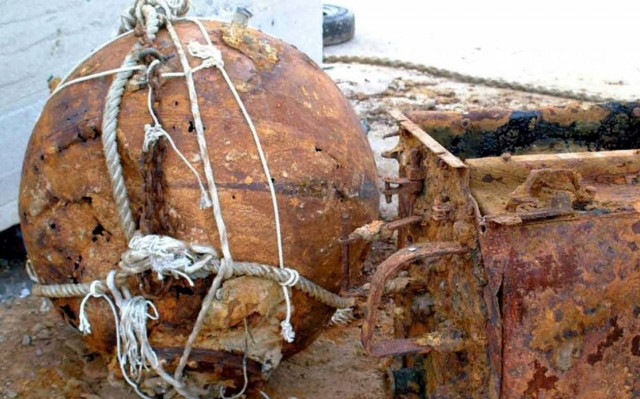 Βρέθηκε νάρκη στο λιμάνι της Πάτρας