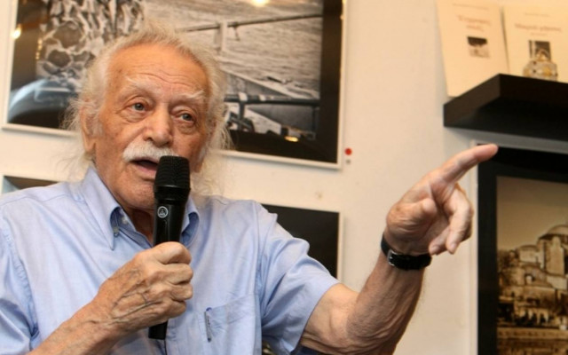 Γλέζος: Συγγνώμη διότι συνήργησα στην ψευδαίσθηση