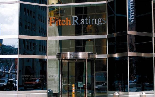 Fitch υπέρ της ποσοτικής χαλάρωσης