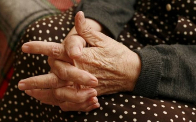 Μεσσηνία: Κουκουλοφόροι έδειραν και λήστεψαν ηλικιωμένη