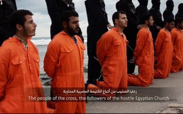 Λιβύη: 20.000 Αιγύπτιοι εγκατέλειψαν τη χώρα μετά τους αποκεφαλισμούς