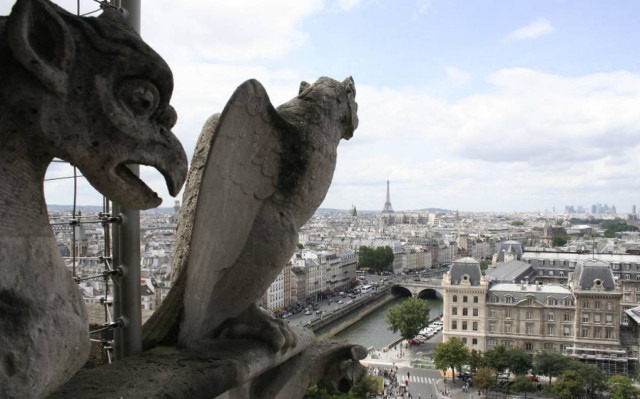 Παρίσι: Η θέα από τη Νοτρ Νταμ (photos)