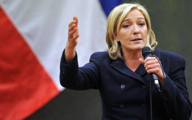 Λεπέν: Με την παραμονή στο ευρώ ο ΣΥΡΙΖΑ πρόδωσε τις προεκλογικές δεσμεύσεις