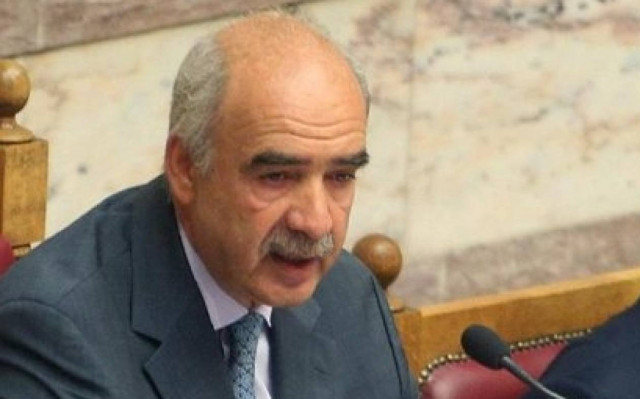 Ηγετική εμφάνιση Μεϊμαράκη στη Βουλή