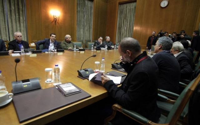 Μην καταργείτε την κυβέρνηση