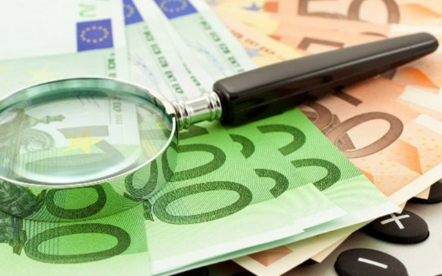 Οι καταθέσεις επιστρέφουν, η δημοσιονομική... τρύπα μεγαλώνει