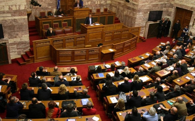 Λεουτσάκος: Εγώ καταψήφισα - Μέτρησα περίπου 30 που έκαναν το ίδιο!