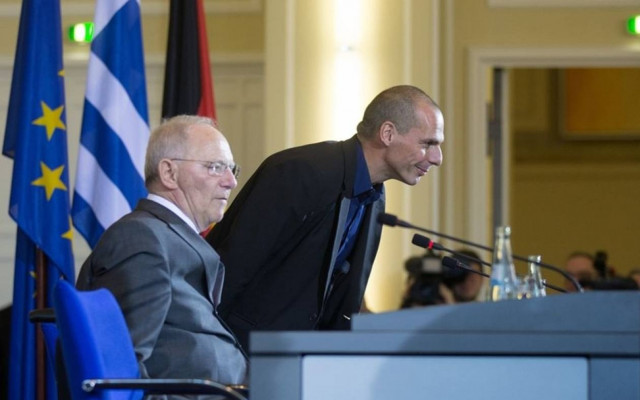 Sächsische Zeitung: Δυσφορία Σόιμπλε για τη μυστική συνάντηση Άσμουσεν-Βαρουφάκη