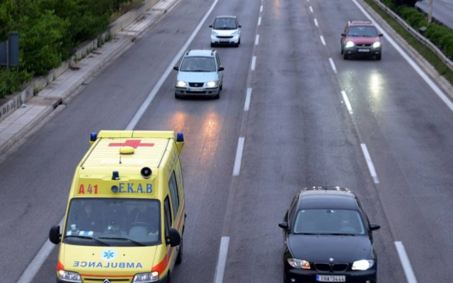 Τροχαίο ατύχημα στη Λεωφόρο Ποσειδώνος - Αυξημένη κίνηση