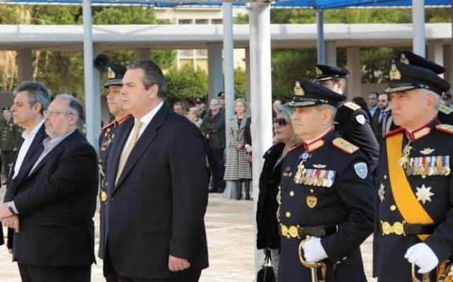 Ο ΥΕΘΑ στις τελετές παράδοσης - παραλαβής  Αρχηγών ΓΕΣ και ΓΕΑ (pics)