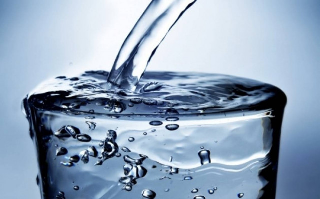 Οι επιστήμονες ανησυχούν ότι το φθόριο στο νερό μειώνει τον δείκτη νοημοσύνης