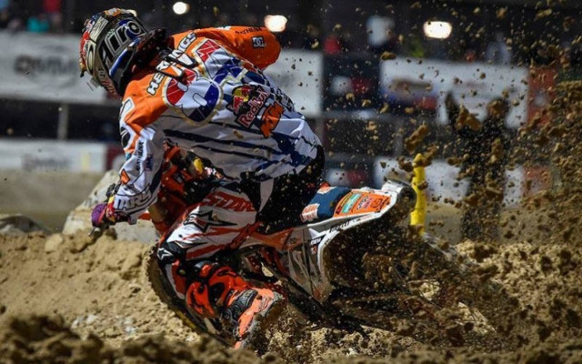 MXGP: Με το βλέμμα στην εκκίνηση (Photos & Video)