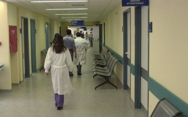 Μυτιλήνη: Έπιασαν γνωστό γυναικολόγο για «φακελάκι»