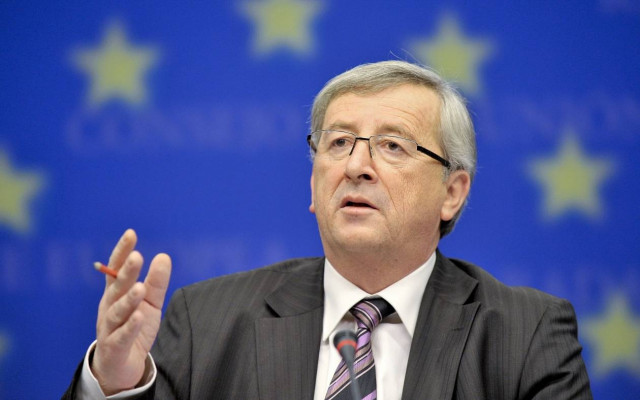 Γιούνκερ: Δεν συζητάμε τρίτο πακέτο διάσωσης για την Ελλάδα