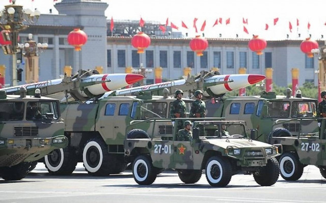 Η Κίνα αυξάνει τις αμυντικές της δαπάνες