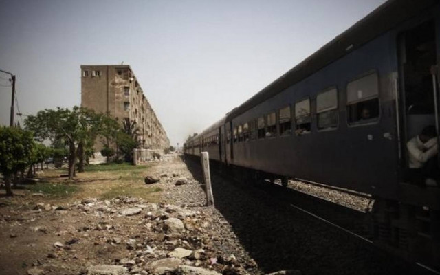 Αίγυπτος: Επτά νεκροί από σύγκρουση τρένου με σχολικό λεωφορείο