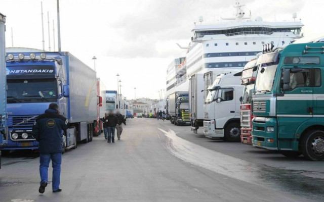 Πάτρα: Σύλληψη παράτυπων μεταναστών και του διακινητή τους