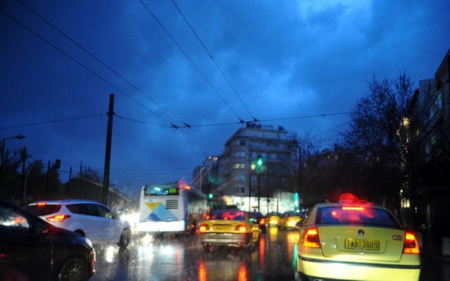 Βροχερή Κυριακή – Συνεχίζεται η κακοκαιρία