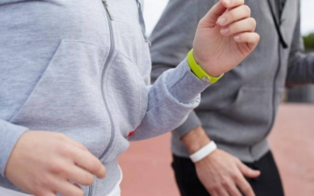 GfK: Χρονιά των έξυπνων ρολογιών το 2015