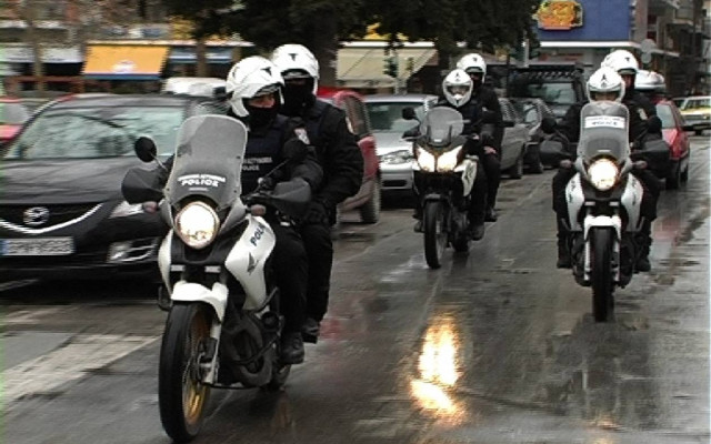 Λήστεψαν ηλικιωμένη έξω από εκκλησία στη Λαμία