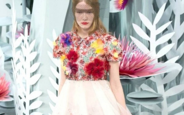 Η απίστευτη ιστορία πίσω από τη δημιουργία ενός Chanel Couture φορέματος