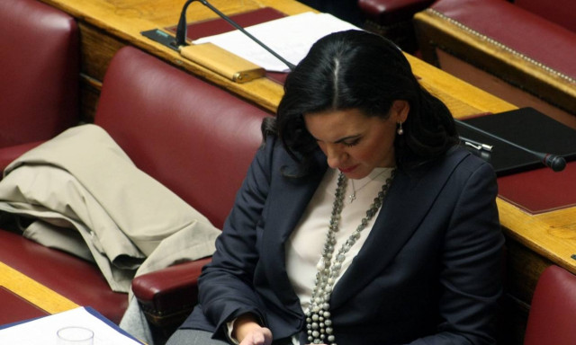 Κεφαλογιάννη: Μέσω Twitter η απόφασή της να μην παραλάβει βουλευτικό αυτοκίνητο