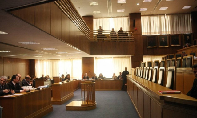 Σε λίγη ώρα η απολογία του Γ. Παπακωνσταντίνου