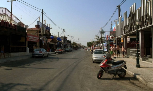 Ζάκυνθος: Πρόστιμα σε επιχειρήσεις χωρίς άδεια