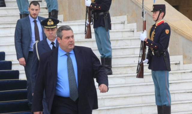 Για ζητήματα που αφορούν την Αεροπορία Στρατού ενημερώθηκε ο Καμμένος