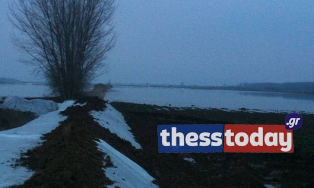 Σέρρες: Στα όρια τα νερά του Στρυμόνα – Χτυπούν οι καμπάνες (video)