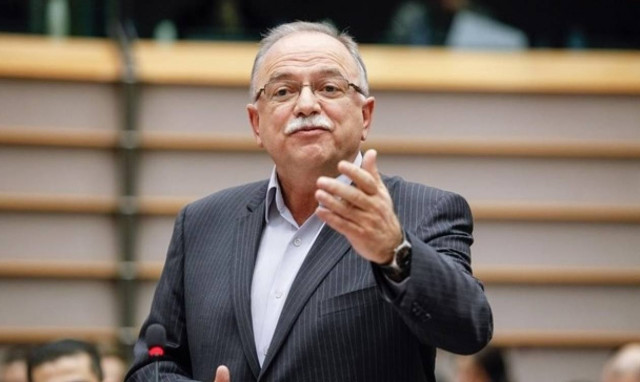 Βολές Παπαδημούλη κατά Σουλτς