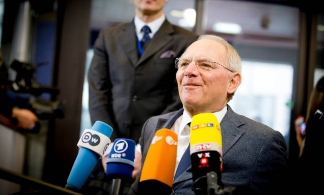 Σόιμπλε: Όλο και πιο δύσκολο να βρεθεί λύση με την Ελλάδα