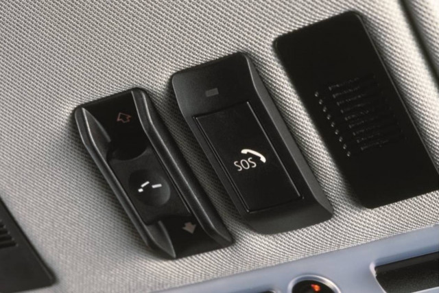 Ασφάλεια: Υποχρεωτική η εγκατάσταση του eCall στα νέα μοντέλα αυτοκινήτων από το 2018
