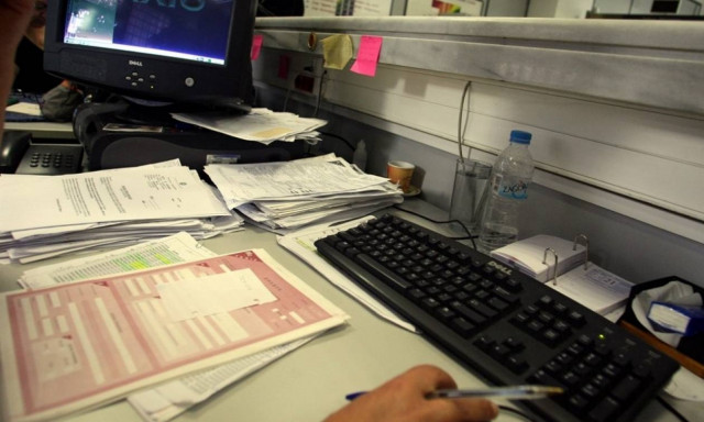 Η διαδικασία και οι προθεσμίες για τη μεταφορά έδρας στο εξωτερικό