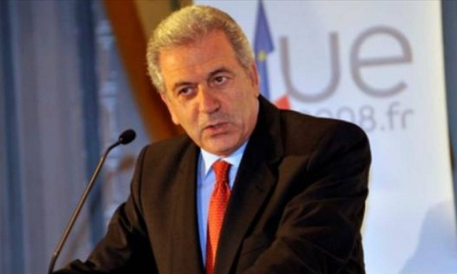 Αβραμόπουλος: Η Ελλάδα δεν είναι μόνη της στην αντιμετώπιση ανθρωπιστικής κρίσης