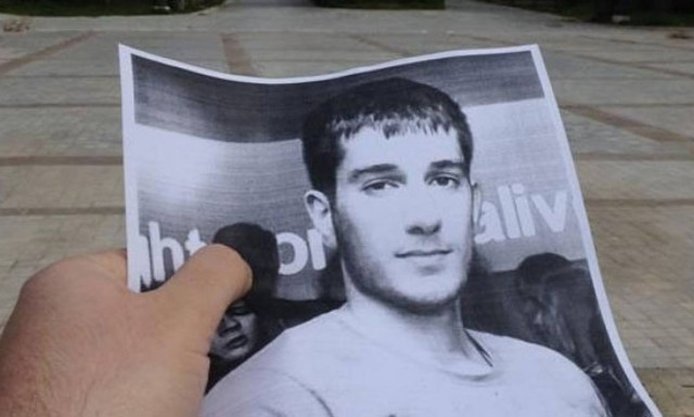 Συγκλονίζει η ανακοίνωση των γονιών του Βαγγέλη Γιακουμάκη