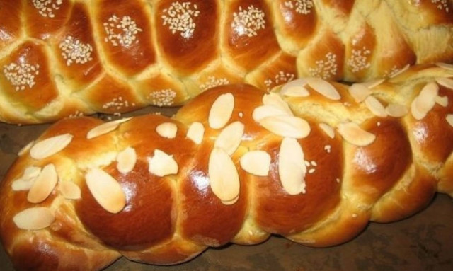 Συνταγή για αφράτα λαχταριστά τσουρέκια!