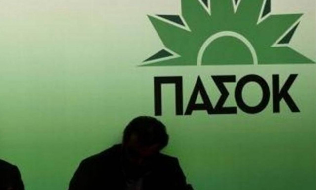 ΠΑΣΟΚ: Είναι ικανοποιημένος ο κ. Τσίπρας; Τον έπεισαν οι εξηγήσεις Κατρούγκαλου;