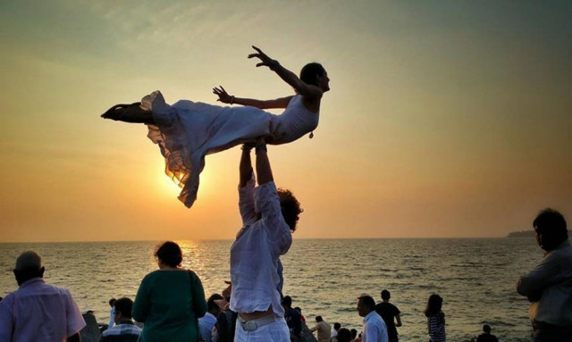 Παντρεύονται συνεχώς και μάλιστα με χρηματοδότηση (photos)