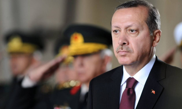 Ερντογάν: Ειρηνευτική διαδικασία μόνο αν το PKK καταθέσει τα όπλα
