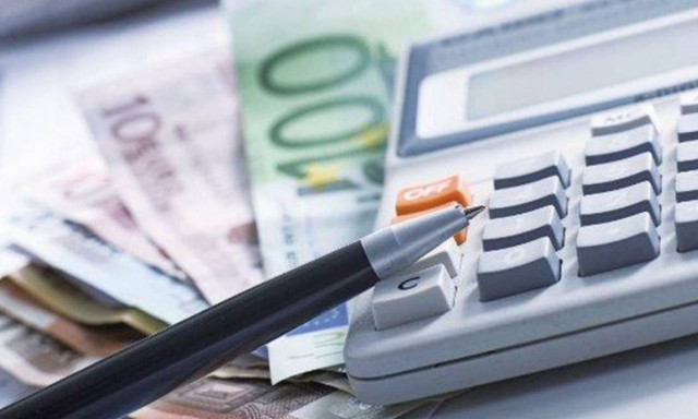 Μέχρι 15 Απριλίου οι φορολογικές δηλώσεις για ΦΠΑ