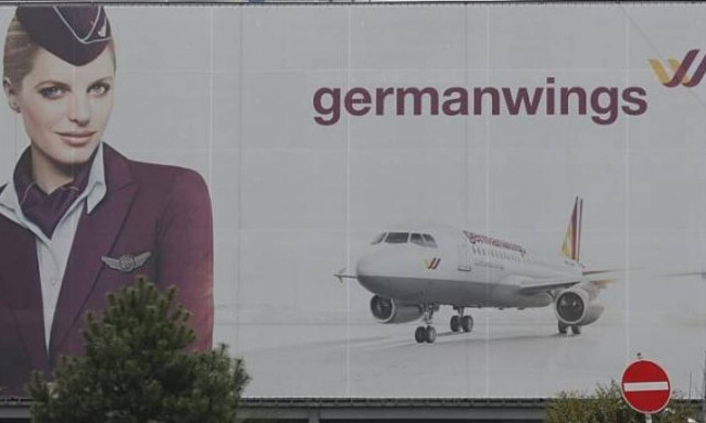 Πτώση αεροπλάνου: Άλλαξαν πτήση τελευταία στιγμή και σώθηκαν